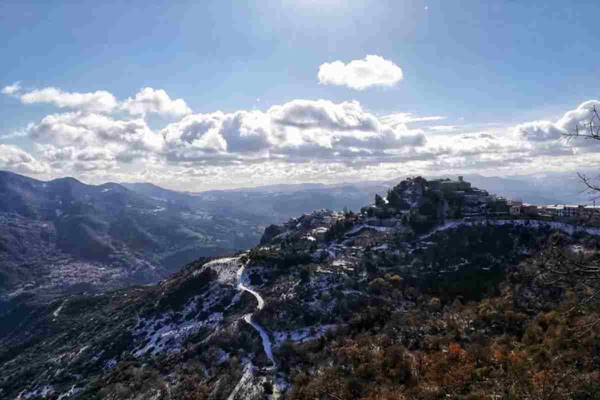 paese porta sfortuna colobraro 